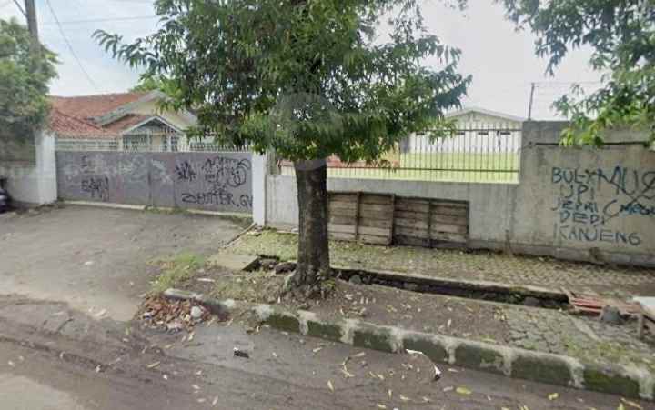 dijual gudang akses jl kontener masuk