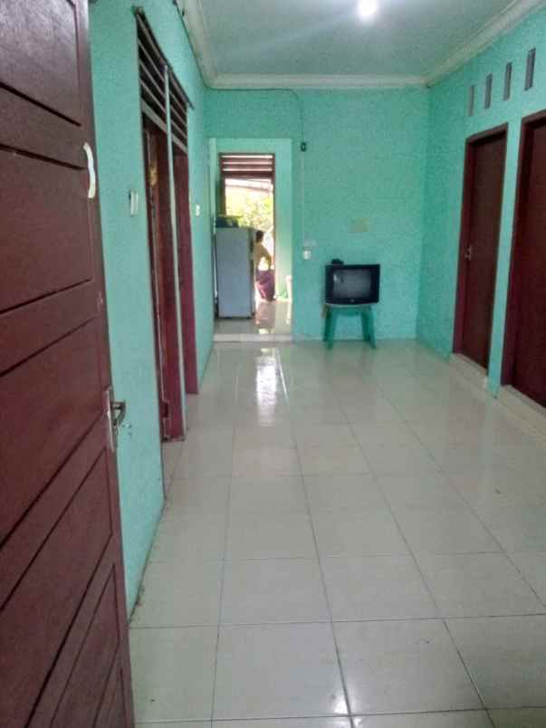 dijual kost jl perumahan mustamindo