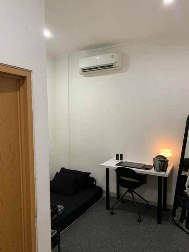 dijual kost johar baru