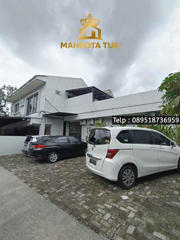dijual kost kebayoran baru
