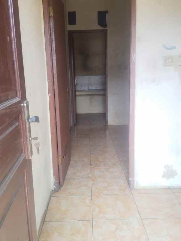 dijual kost lengkong wetan serpong utara