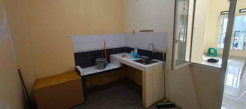 dijual murah rumah cluster di mampang pancoran mas