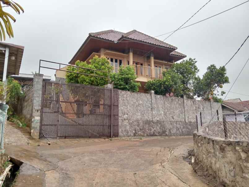 dijual murah villa sayap tol pamulihan kab sumedang