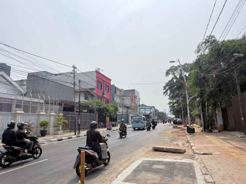 dijual ruko gudang kantor bali mester jatinegara