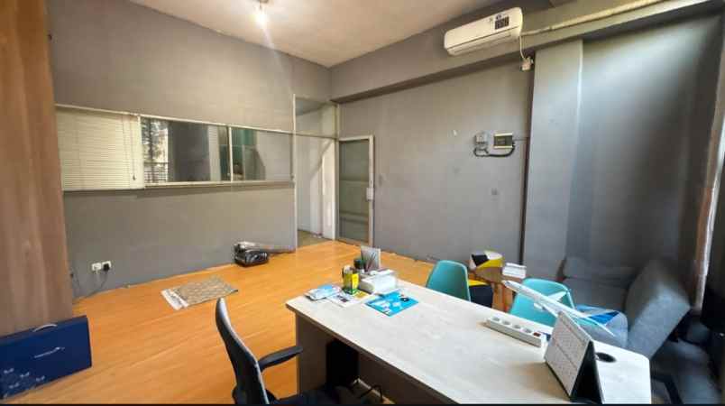 dijual ruko gudang kantor jalan nginden semolo