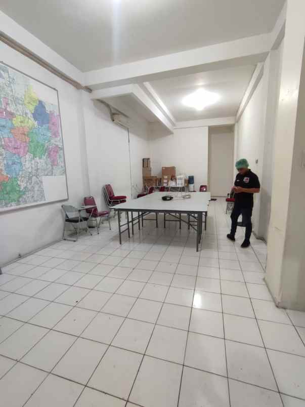 dijual ruko gudang kantor jl ikan rawamangun jakarta