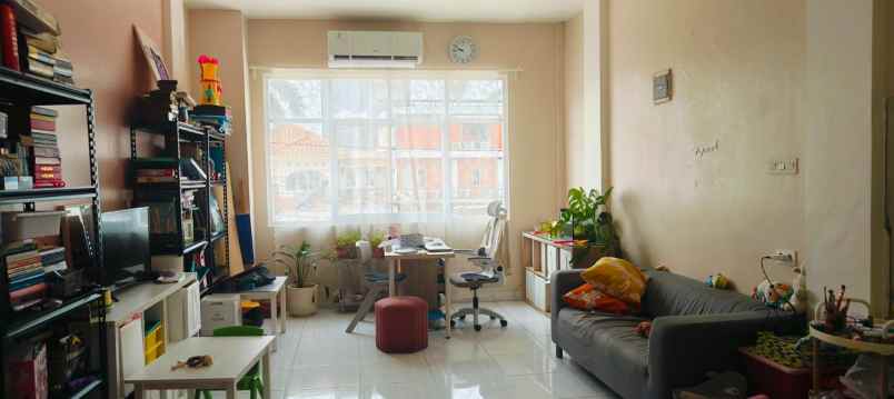 dijual ruko gudang kantor taman surya