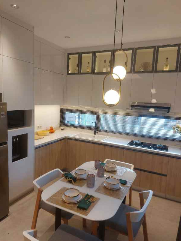 dijual rumah 2 lantai di semarang kota