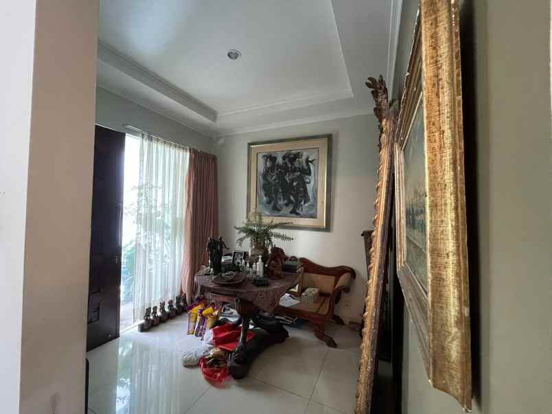 dijual rumah ampera