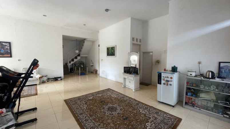 dijual rumah antapani bandung