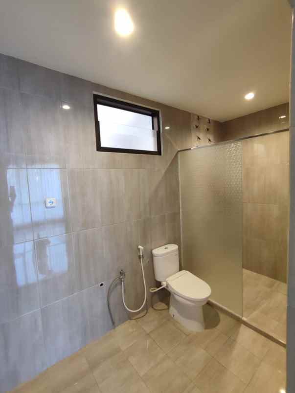 dijual rumah araya belimbing malang