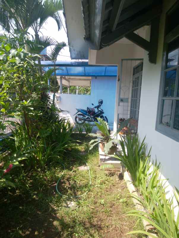 dijual rumah arcamanik endah