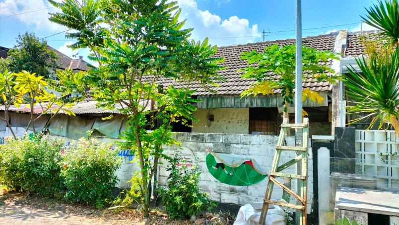 dijual rumah babatan pilang wiyung