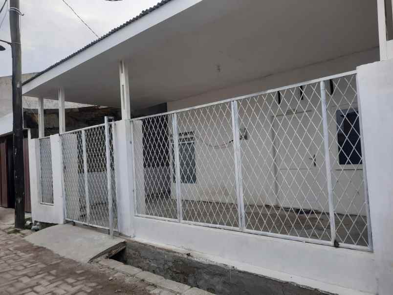 dijual rumah bagus terawat medan helvetia