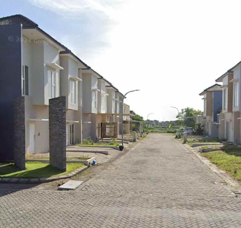 dijual rumah baru gress siap huni newton park sidoarjo