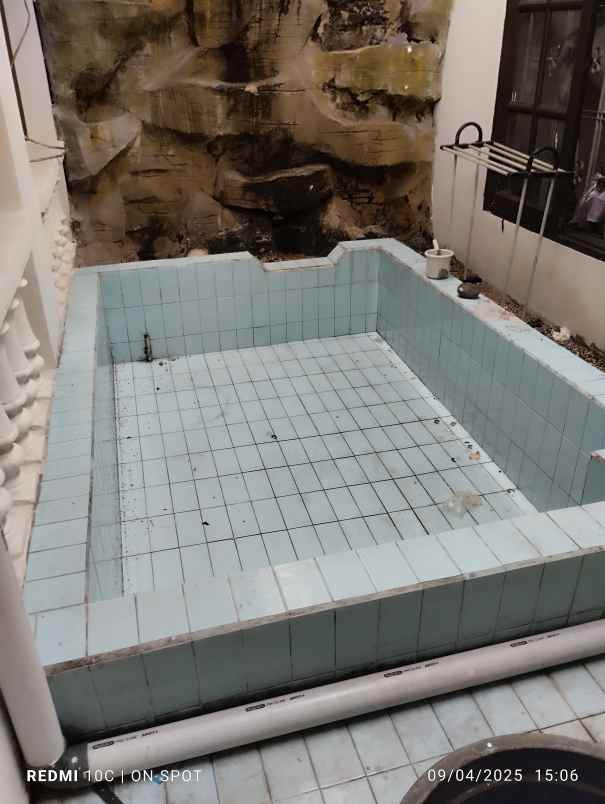 dijual rumah bebas banjir srengseng jakarta barat