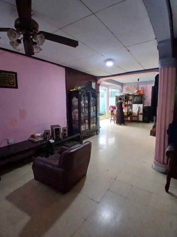 dijual rumah beji depok