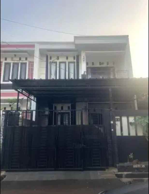 dijual rumah bima arya sena jatibening