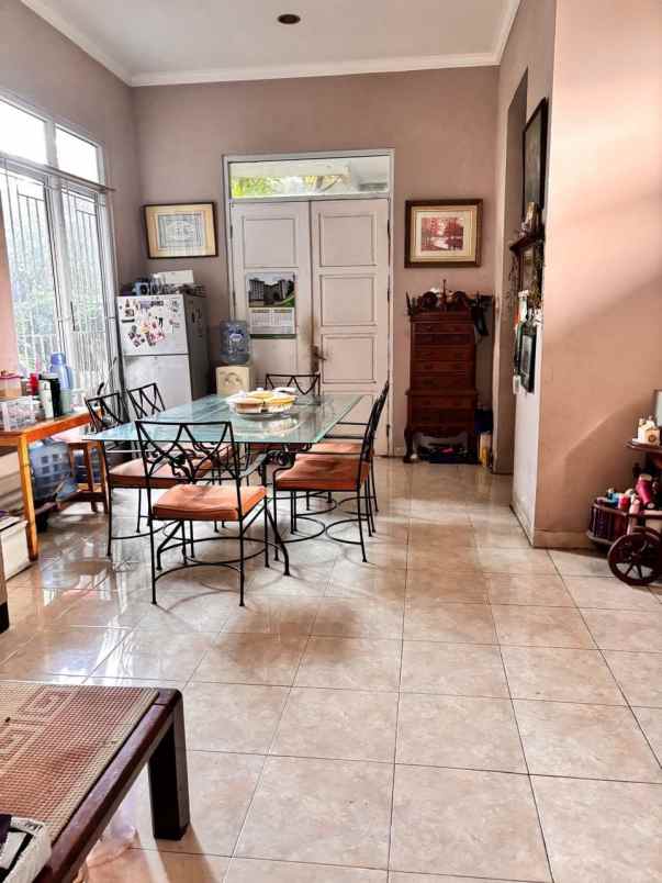 dijual rumah bintaro sektor 9