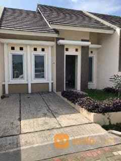 dijual rumah boulevard teluk naga