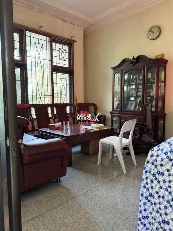 dijual rumah bukit darmo golf