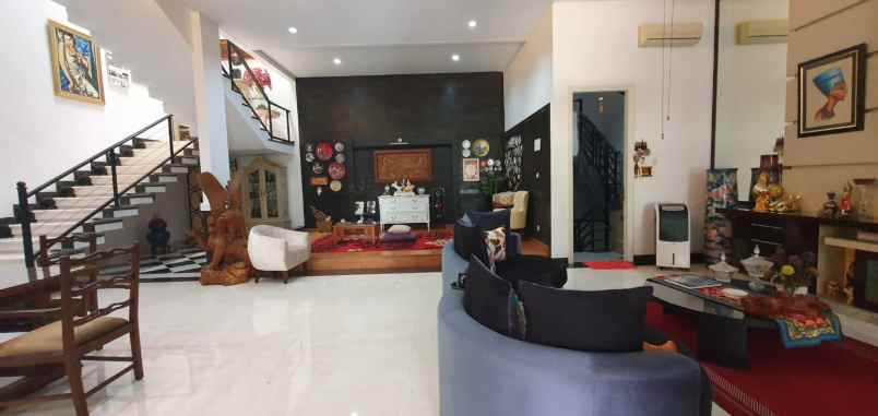 dijual rumah bukit gading mediterania