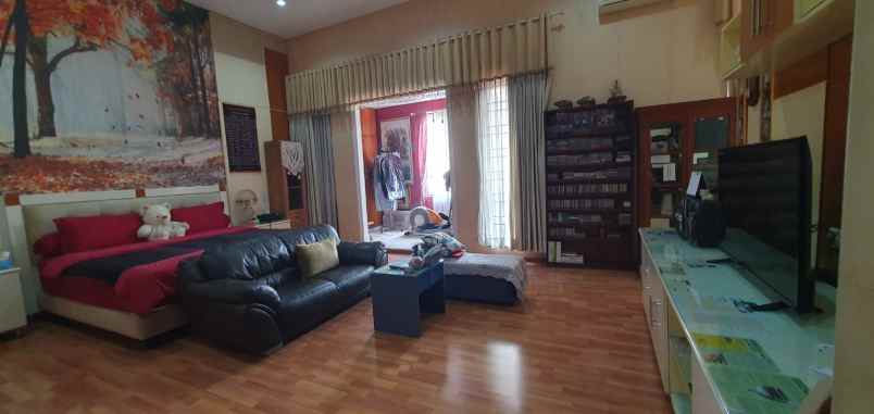 dijual rumah bukit gading mediterania