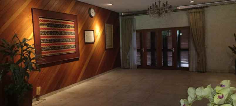 dijual rumah bukit golf pondok indah