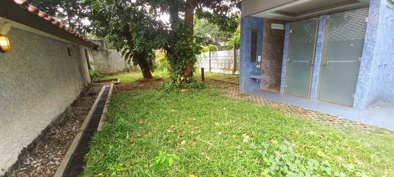 dijual rumah bukit golf pondok indah