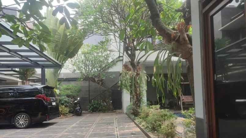 dijual rumah bunga anggrek cipete