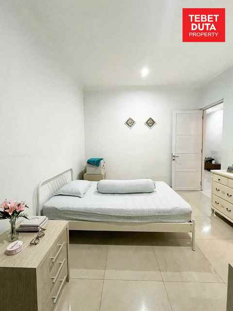 dijual rumah cempaka putih