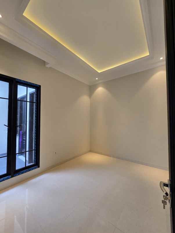 dijual rumah cempaka putih jakpus