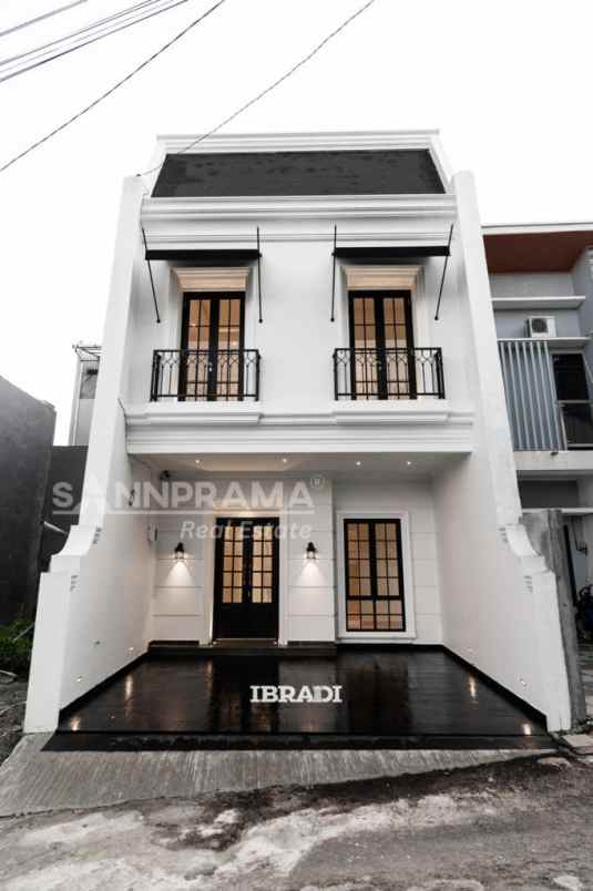 dijual rumah ciganjur