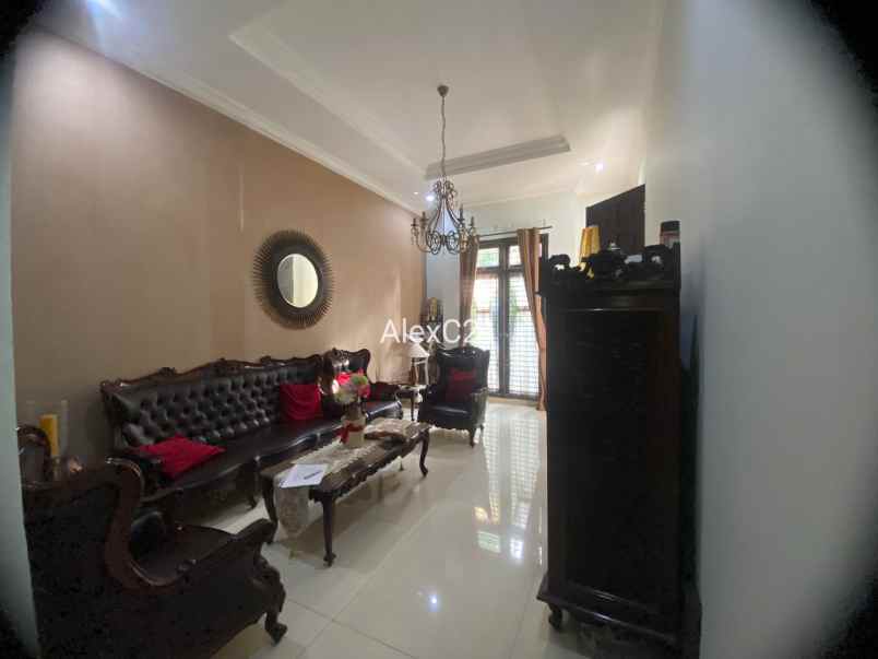 dijual rumah cilandak barat