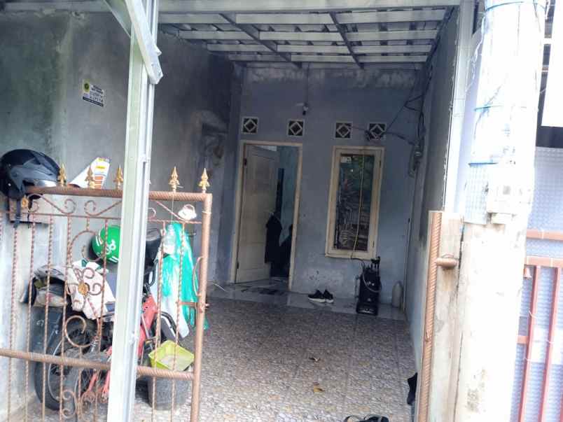 dijual rumah cimanggis