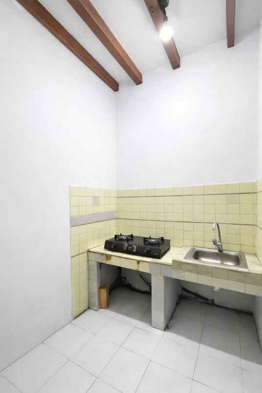 dijual rumah cipageran 1