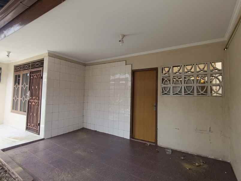 dijual rumah cipinang