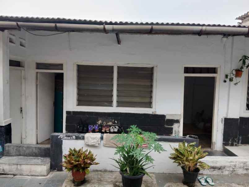 dijual rumah cipinang cempedak