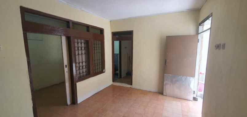 dijual rumah ciputat tangerang selatan