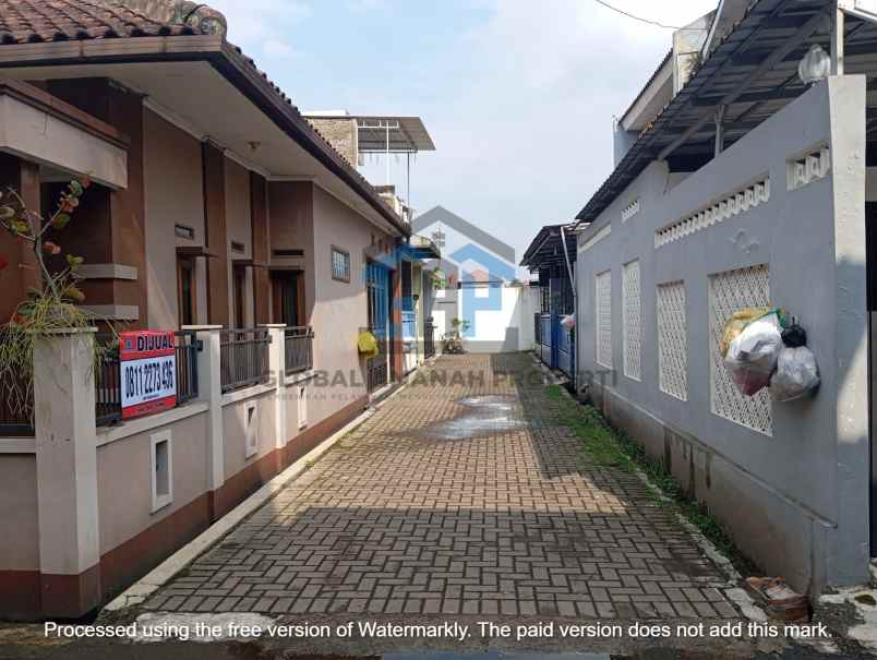 dijual rumah cisangkan