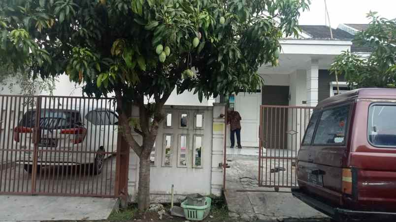 dijual rumah citra indah city