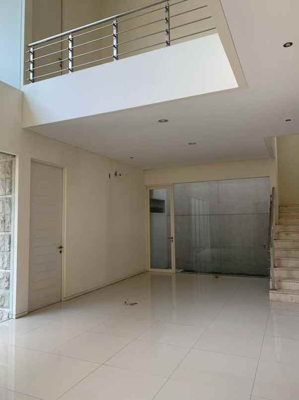 dijual rumah citraland rafflesh garden