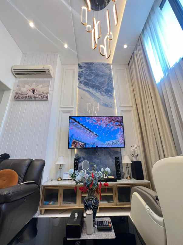 dijual rumah cluster burgundy