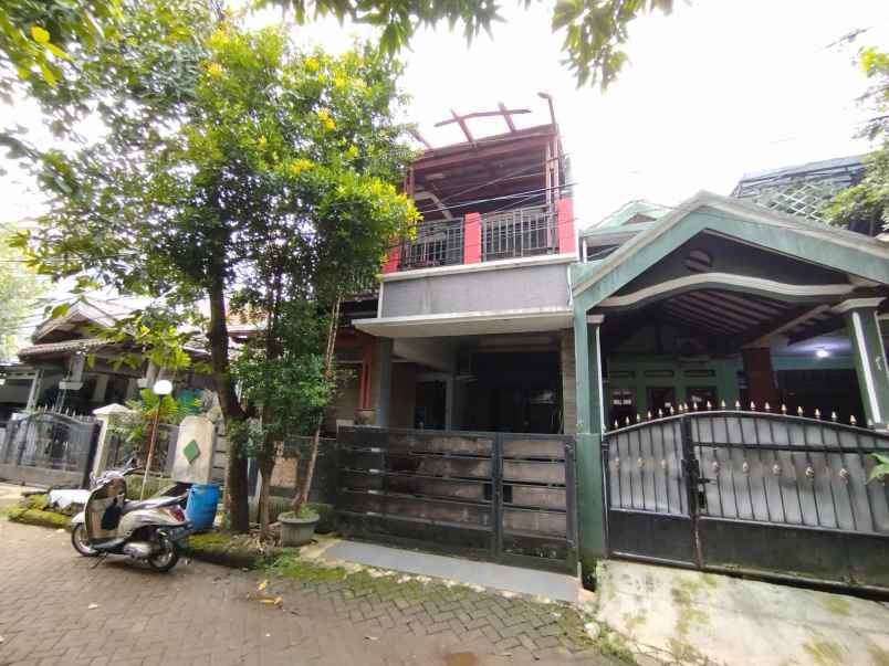 dijual rumah cluster depok maharaja