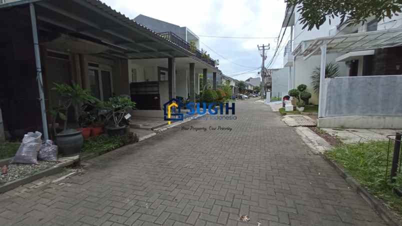 dijual rumah cluster garden villas