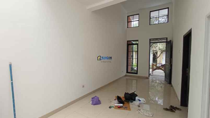 dijual rumah cluster garden villas