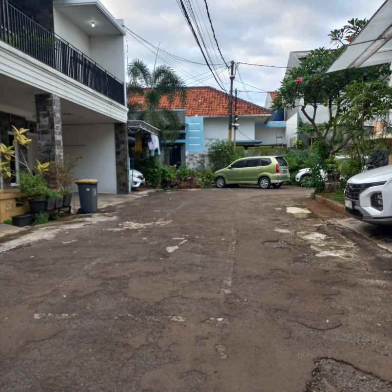 dijual rumah cluster griya cemerlang