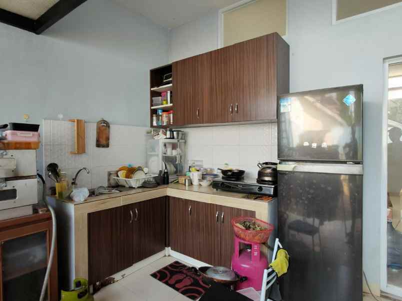 dijual rumah cluster jatihandap