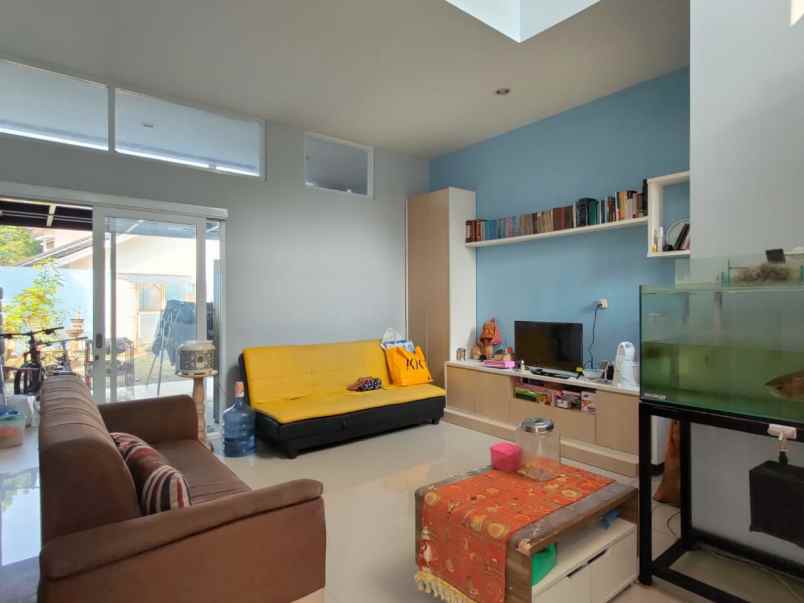 dijual rumah cluster jatihandap