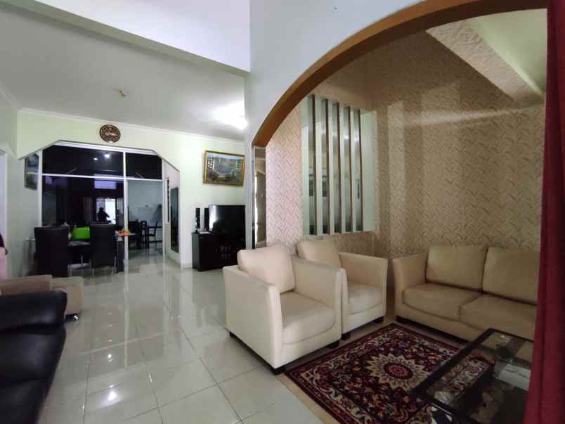 dijual rumah cluster lemonade grand